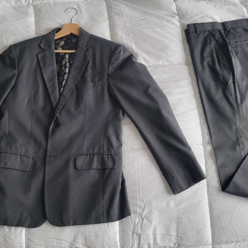 Bespoke Gray Two Piece Men's Suite, SM